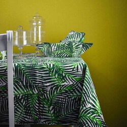 PASSIONE CASA - Tovaglia Rettangolare da Tavola 145 x 180 Cm in Tessuto Verde e Bianco con decori floreali Jungle Linea Botanic Passione Casa 724282